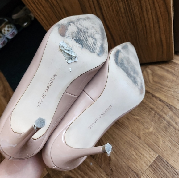 Steve Madden Lorean Nude Patent pump in size US 6.5 heels 3.5 inches - Picture 9 of 12